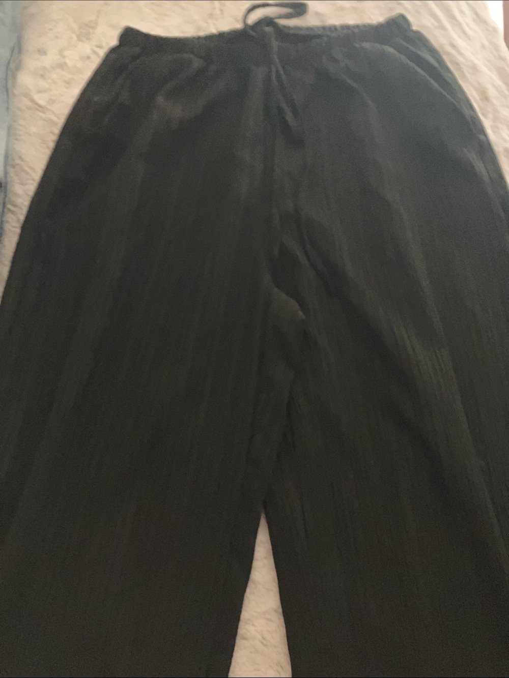 Classic Black Wide-Leg Pull-On Pants